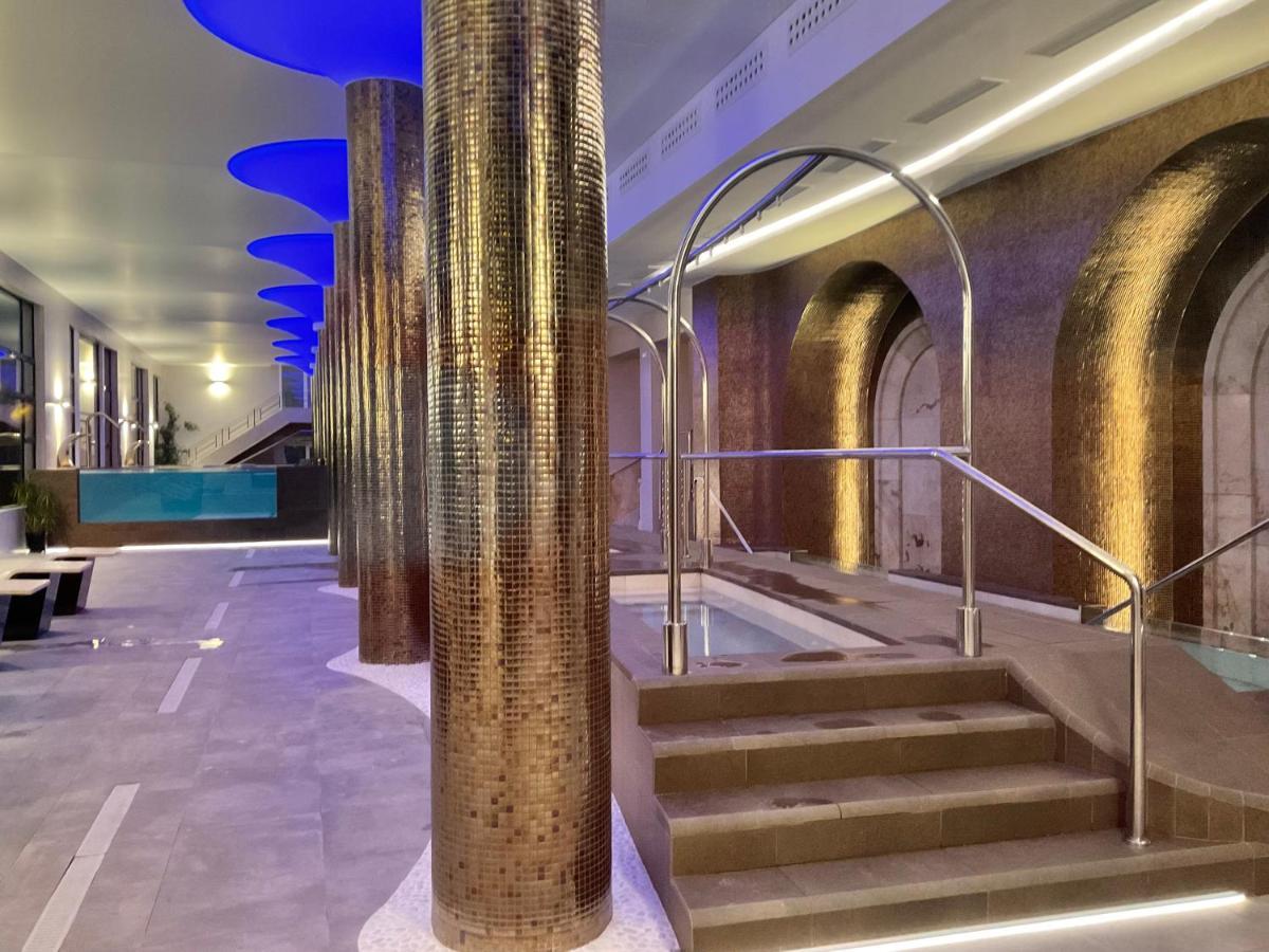 Hotel Balneario De ランハロン エクステリア 写真