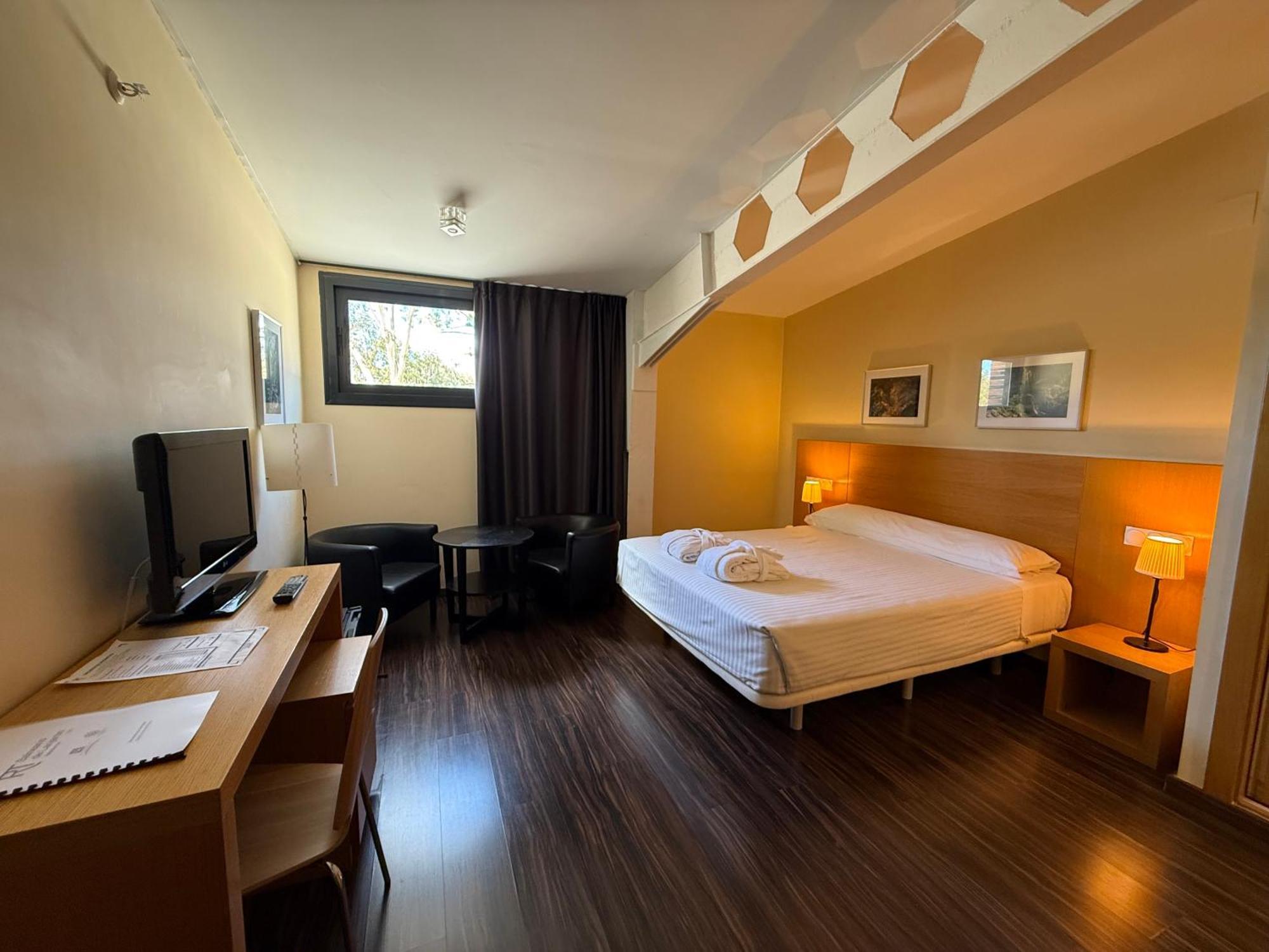 Hotel Balneario De ランハロン エクステリア 写真