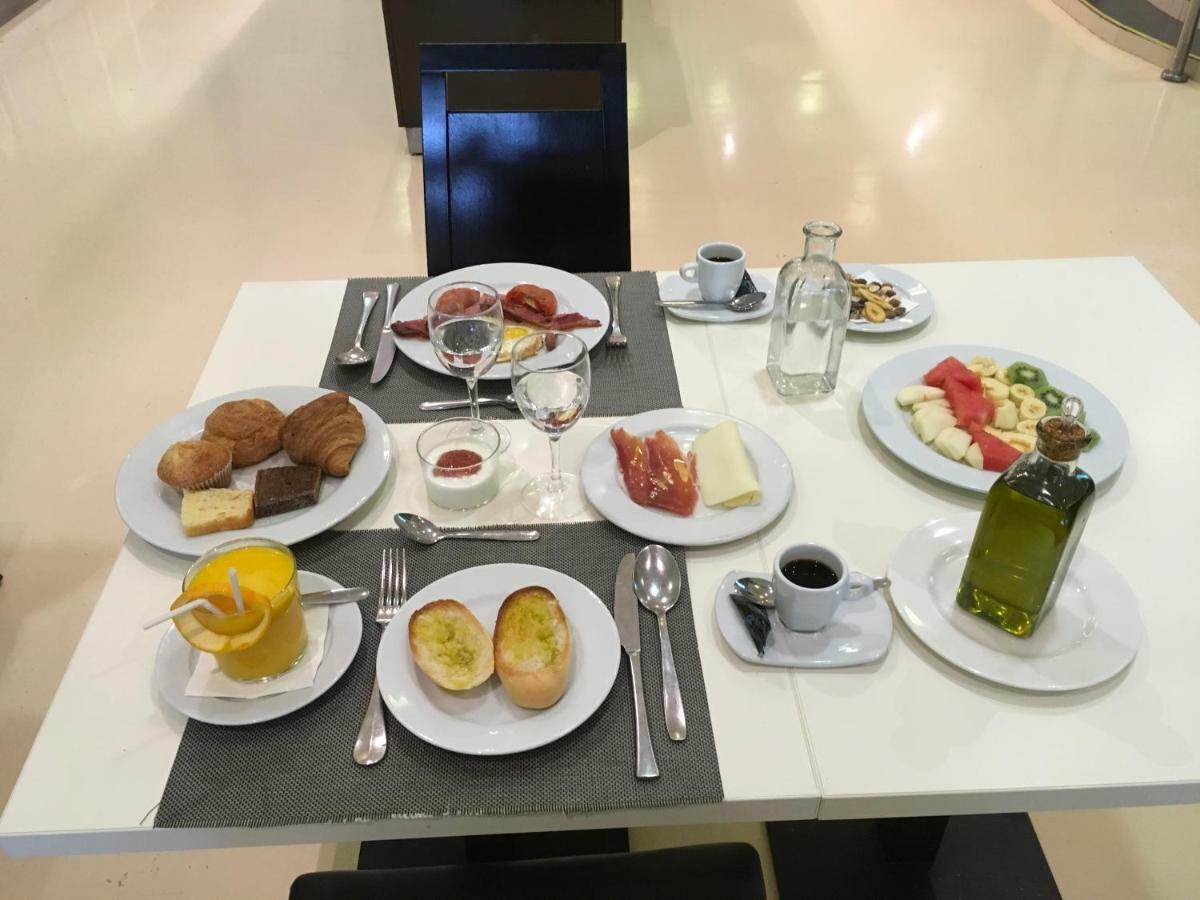 Hotel Balneario De ランハロン エクステリア 写真